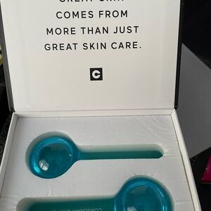 New Consonant facial globes